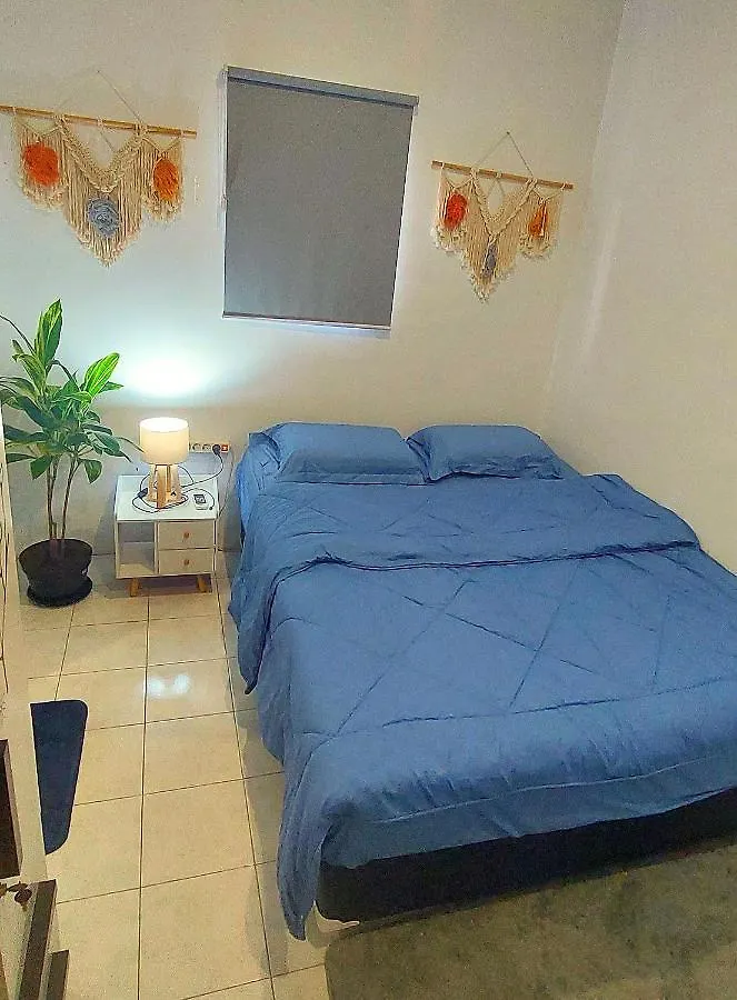 Hustay Guest House - Canggu 0*, Canggu (Bali)